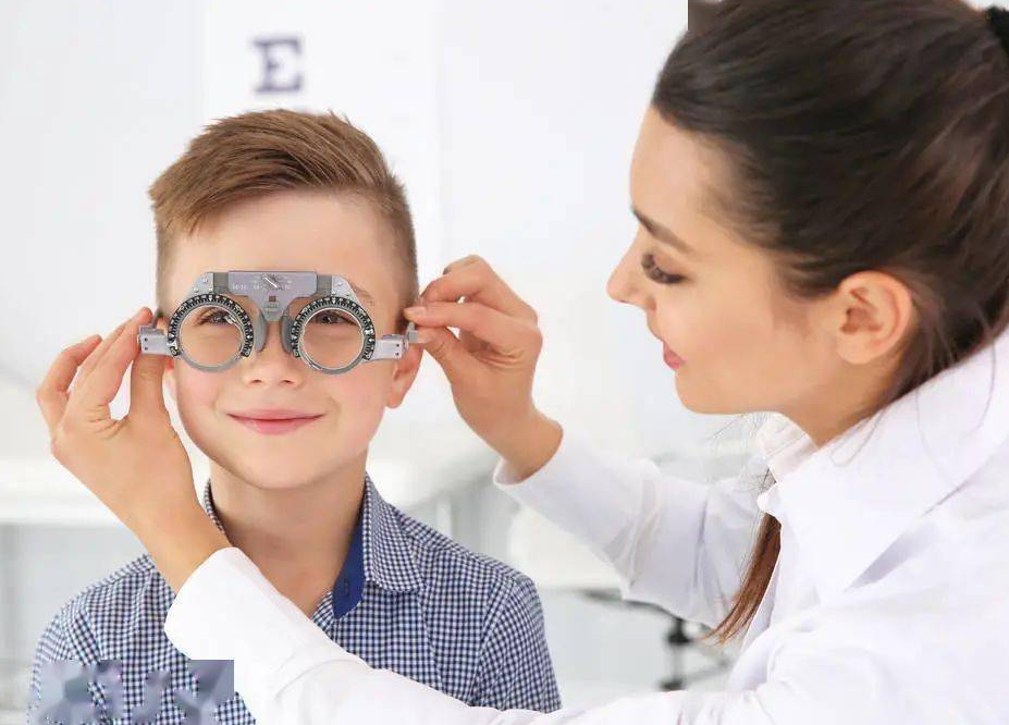 青岛眼镜学校讲述双眼视向与双眼次视向