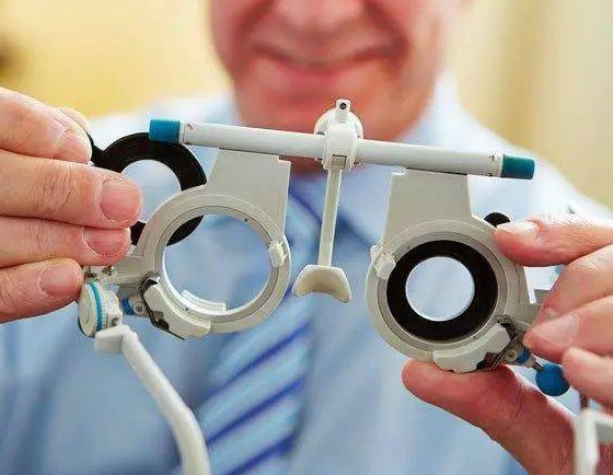 威海眼镜培训学校分享双眼单视界