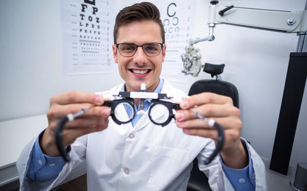 专业设置_山东正真视光学院